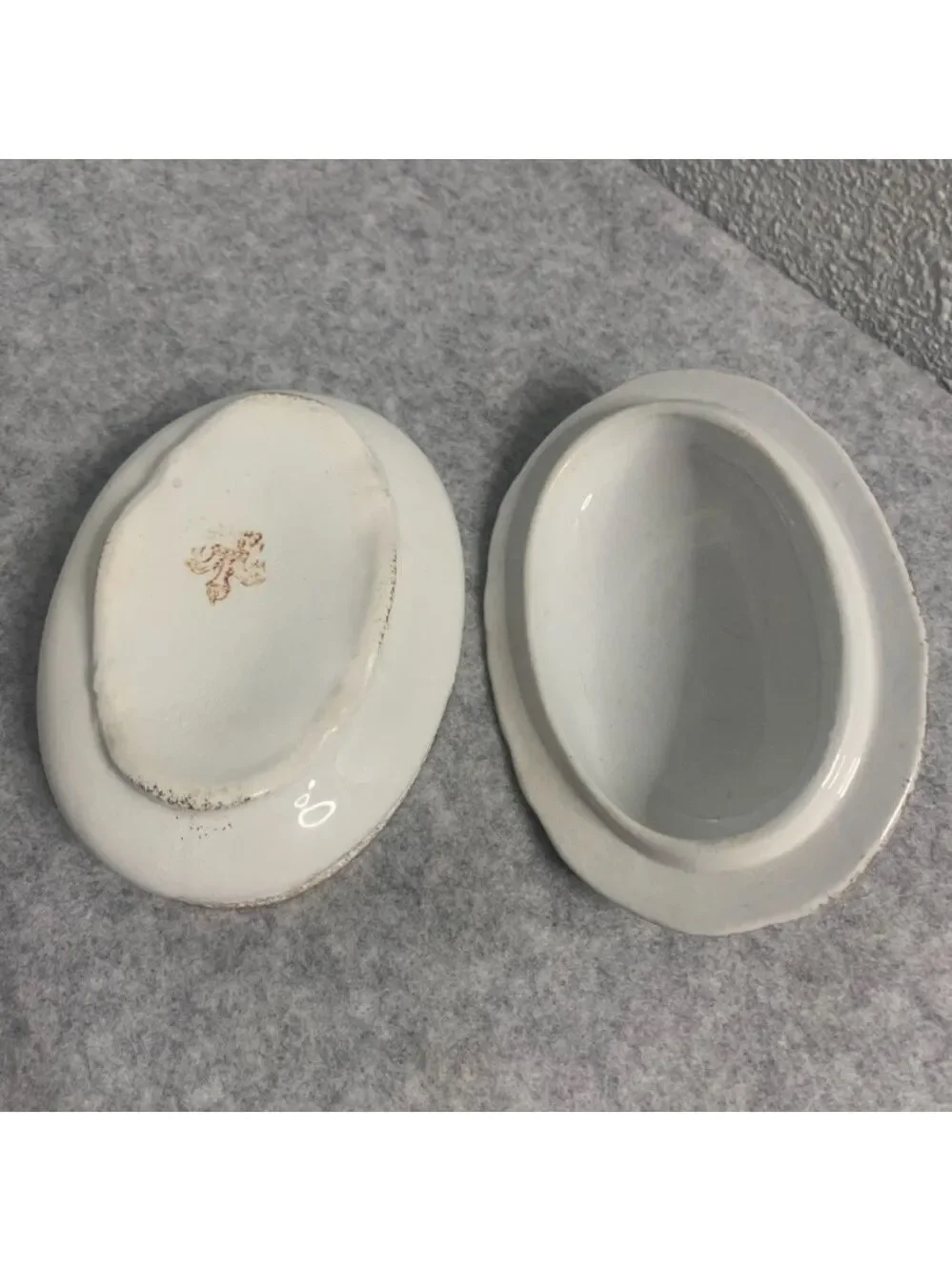 Vintage Oval Ceramic Gold Accent Soap Trinket Jewelry Dish 5x7 No Chips or Crack